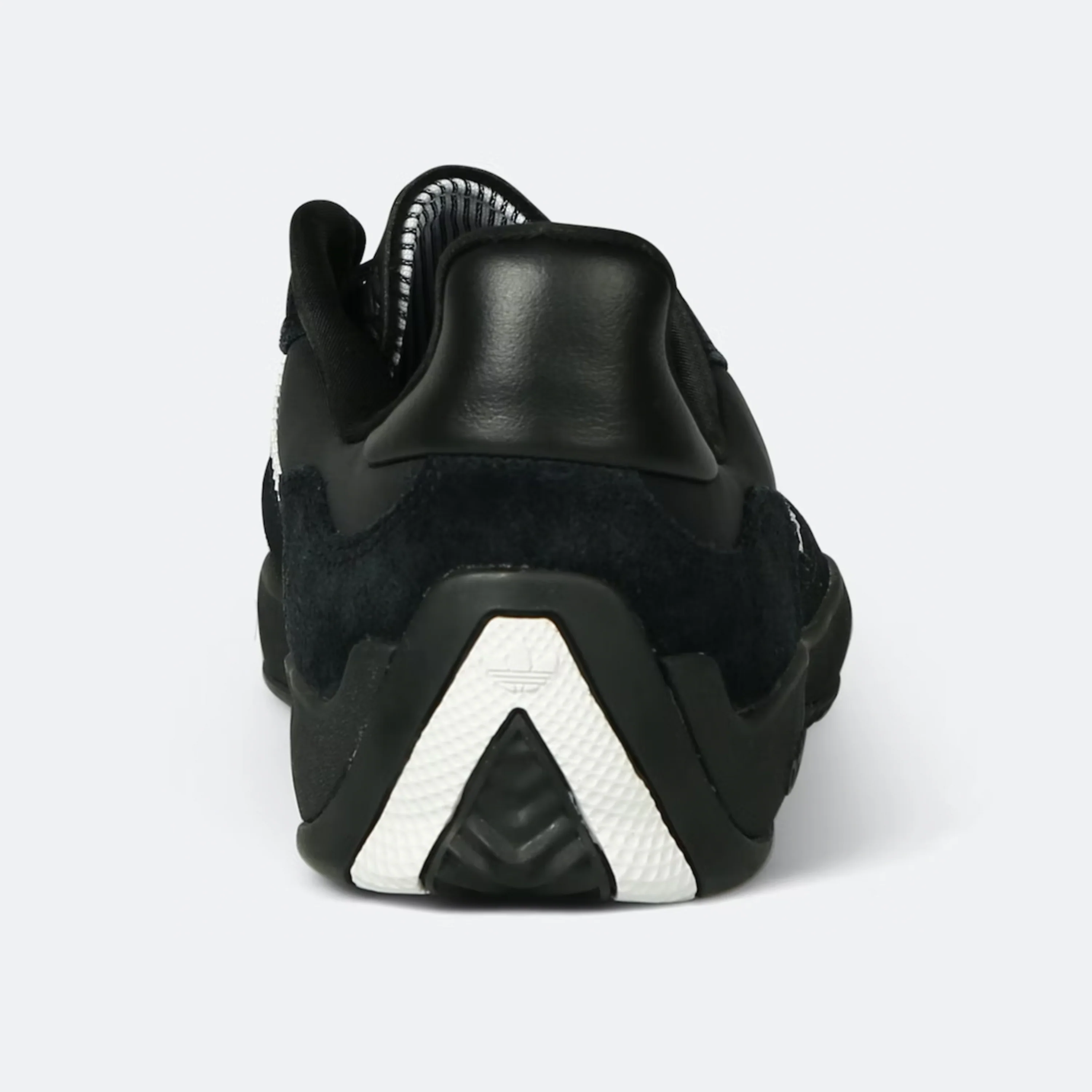 ADIDAS PUIG CORE BLACK / WHITE / GOLD - Image 2
