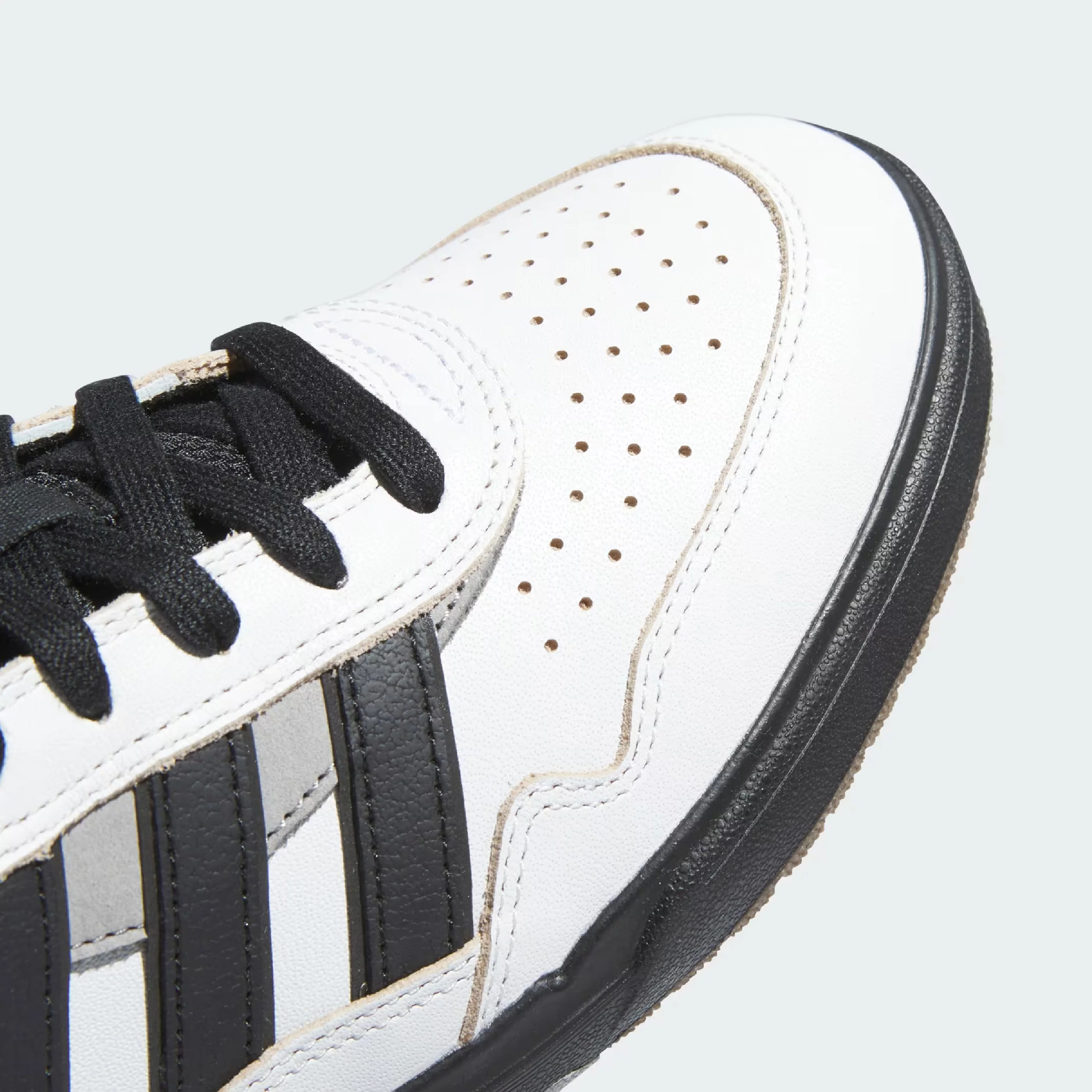 ADIDAS TYSHAWN 2 CRYSTAL WHITE / CORE BLACK / CHARCOAL SOLID GREY - Image 4