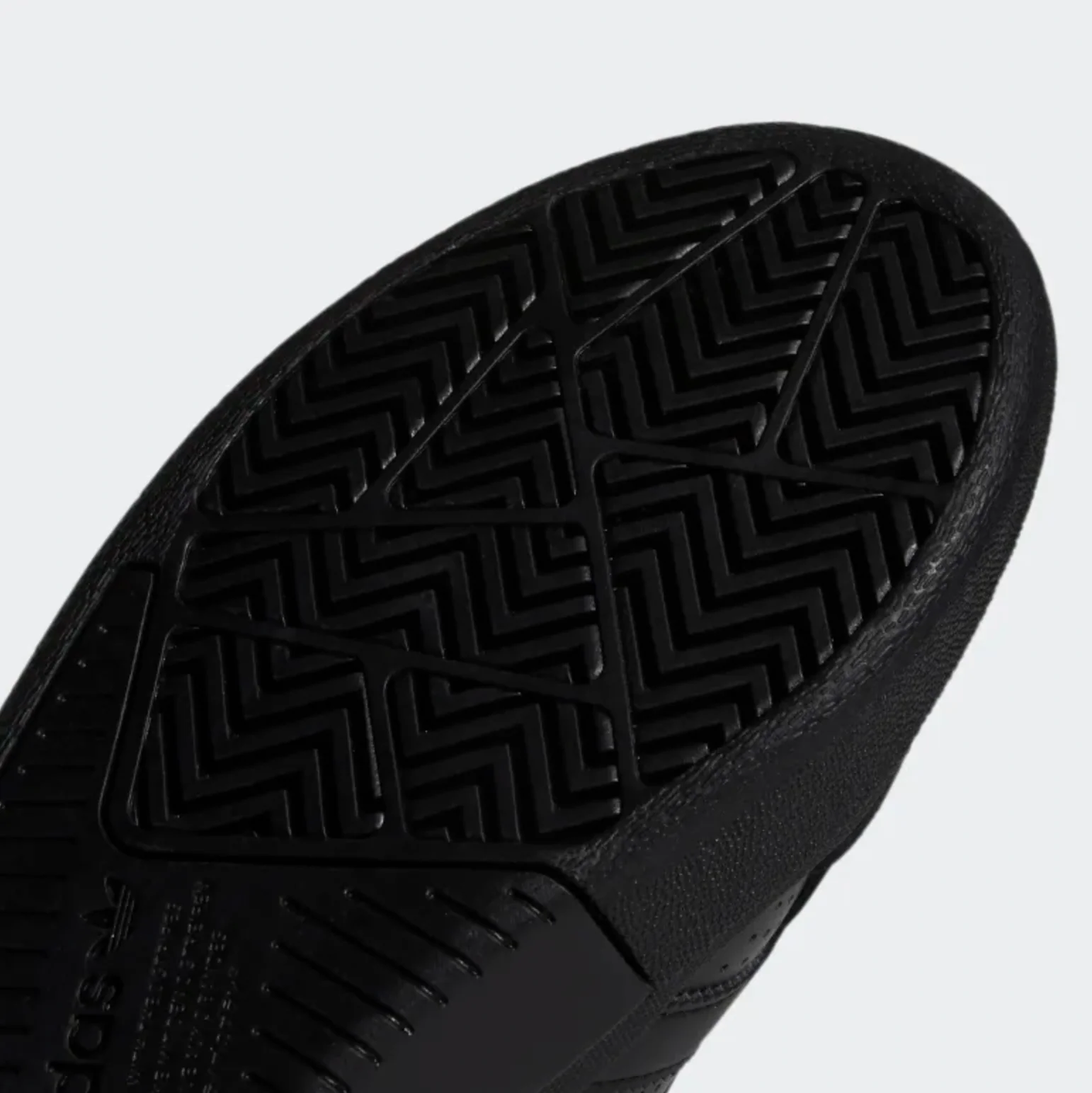 ADIDAS TYSHAWN LOW BLACK / BLACK / GOLD - Image 3