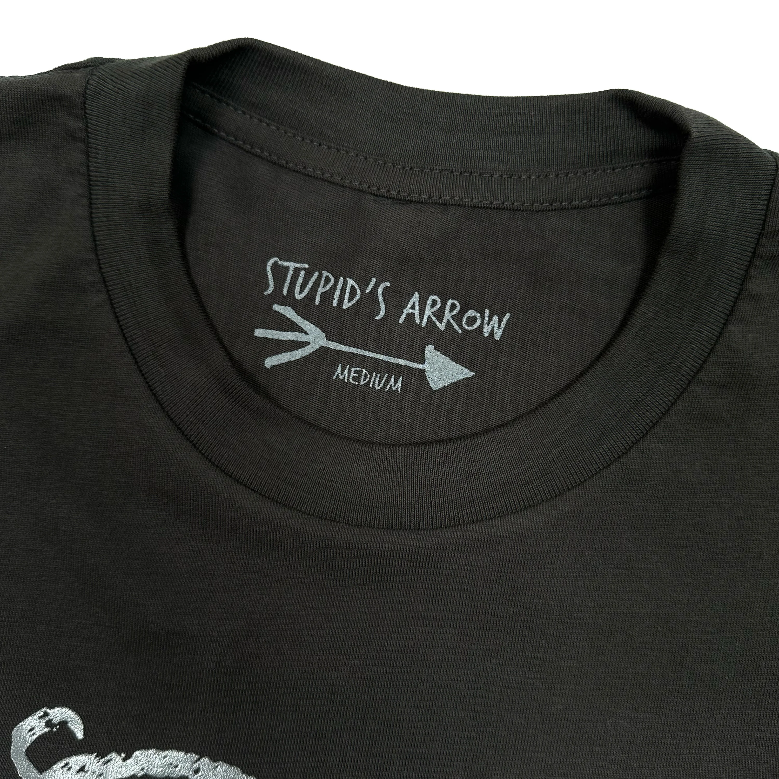 BLUETILE "STUPID'S ARROW" TEE COAL - Image 2