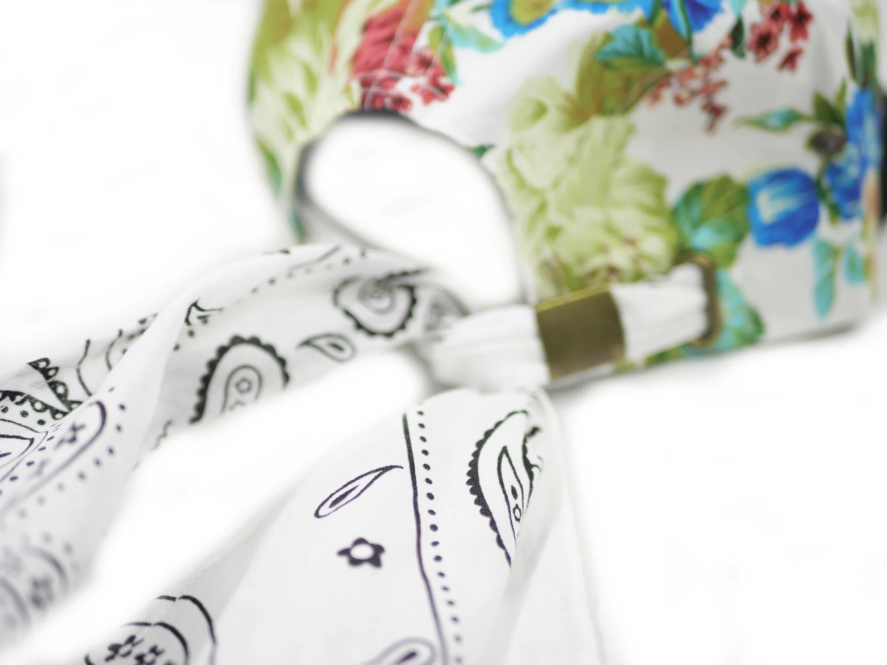 SAVOIR 5 PANEL BANDANA TIE WHITE - Image 2