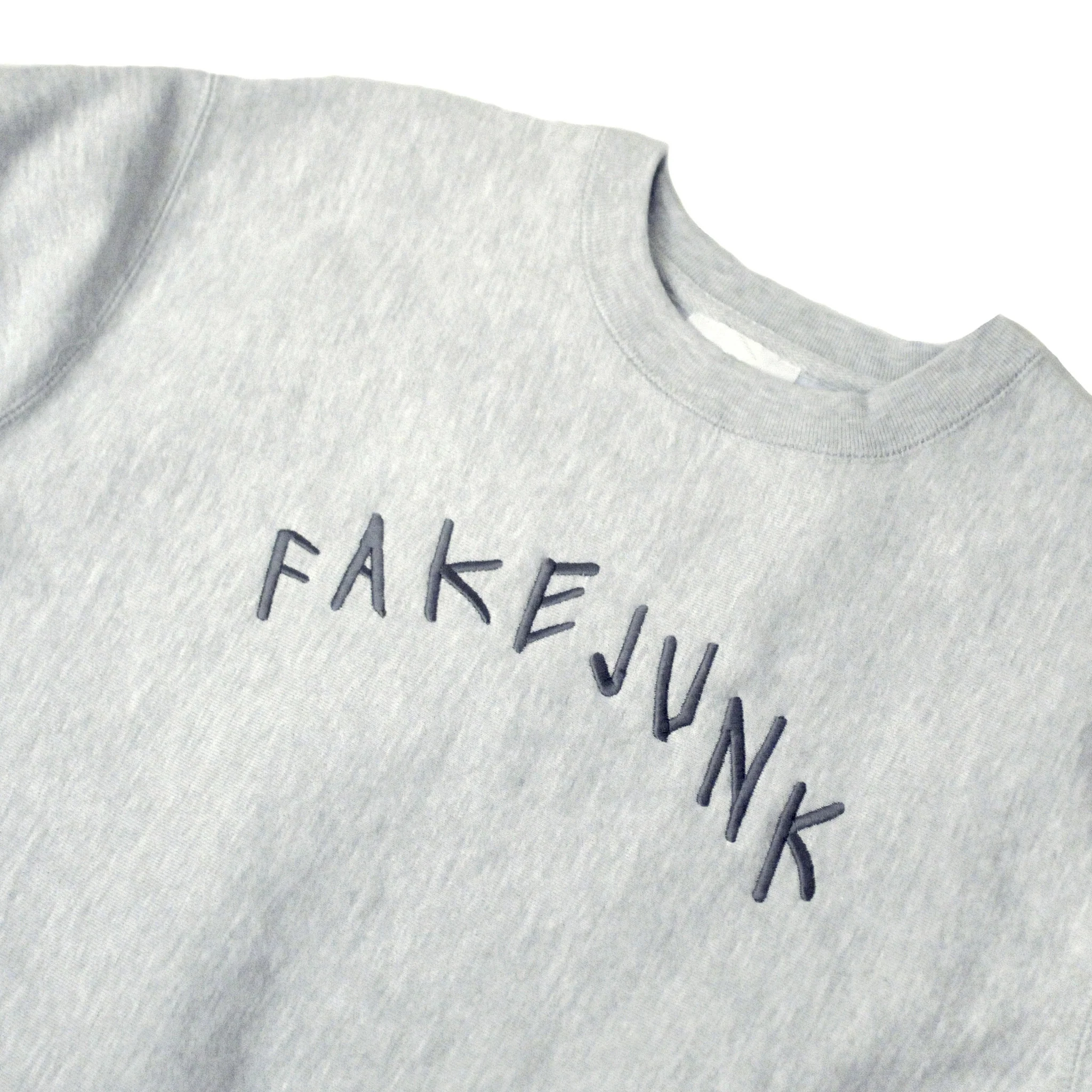 FAKE JUNK EMBROIDERED CREWNECK GREY - Image 2