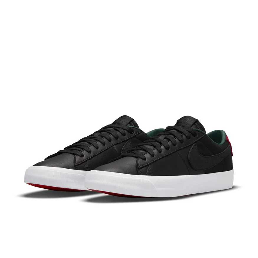 NIKE SB BLAZER LOW PRO GT PRM BLACK/ VARSITY RED - Image 4