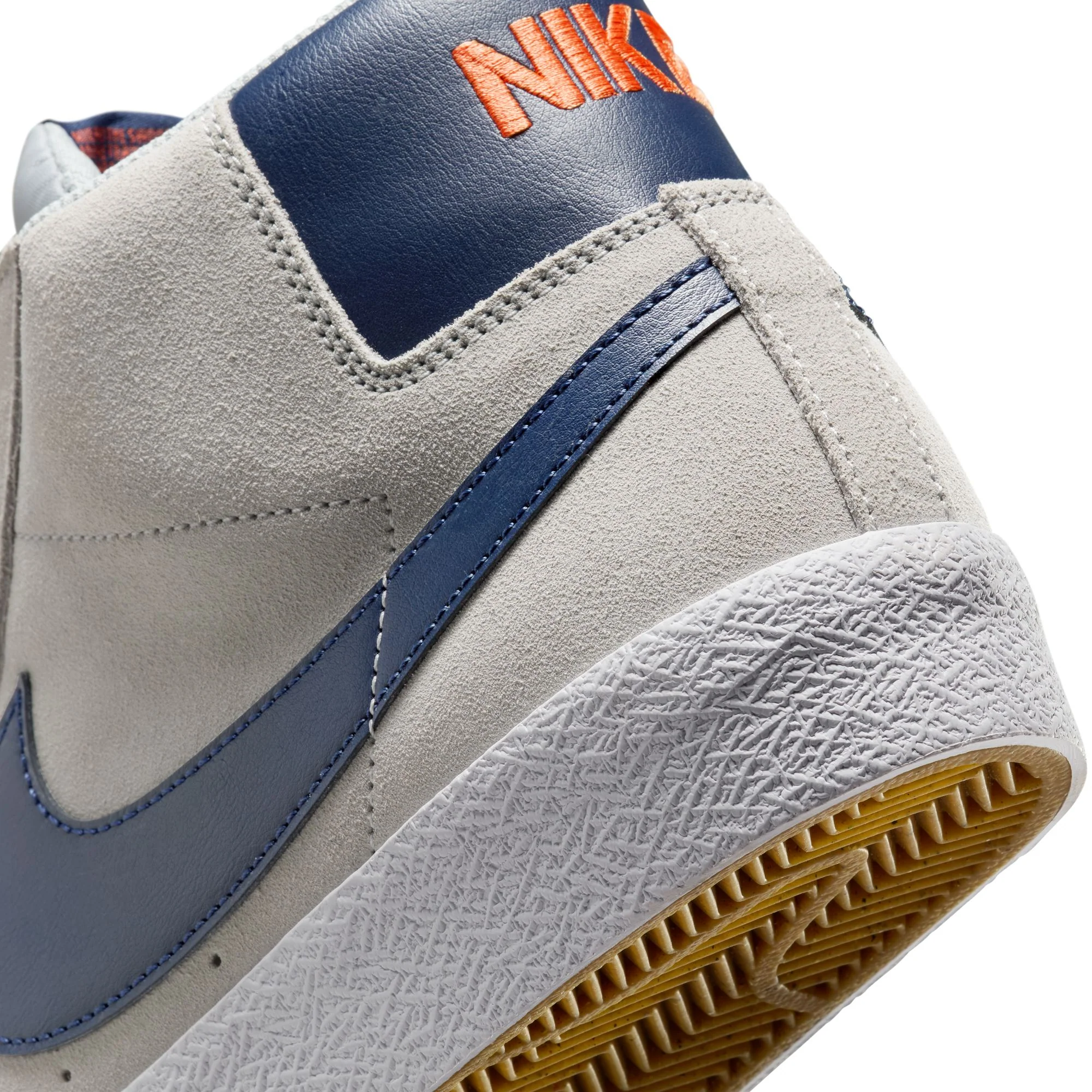 NIKE SB BLAZER MID WOLF GREY / MIDNIGHT NAVY - Image 9