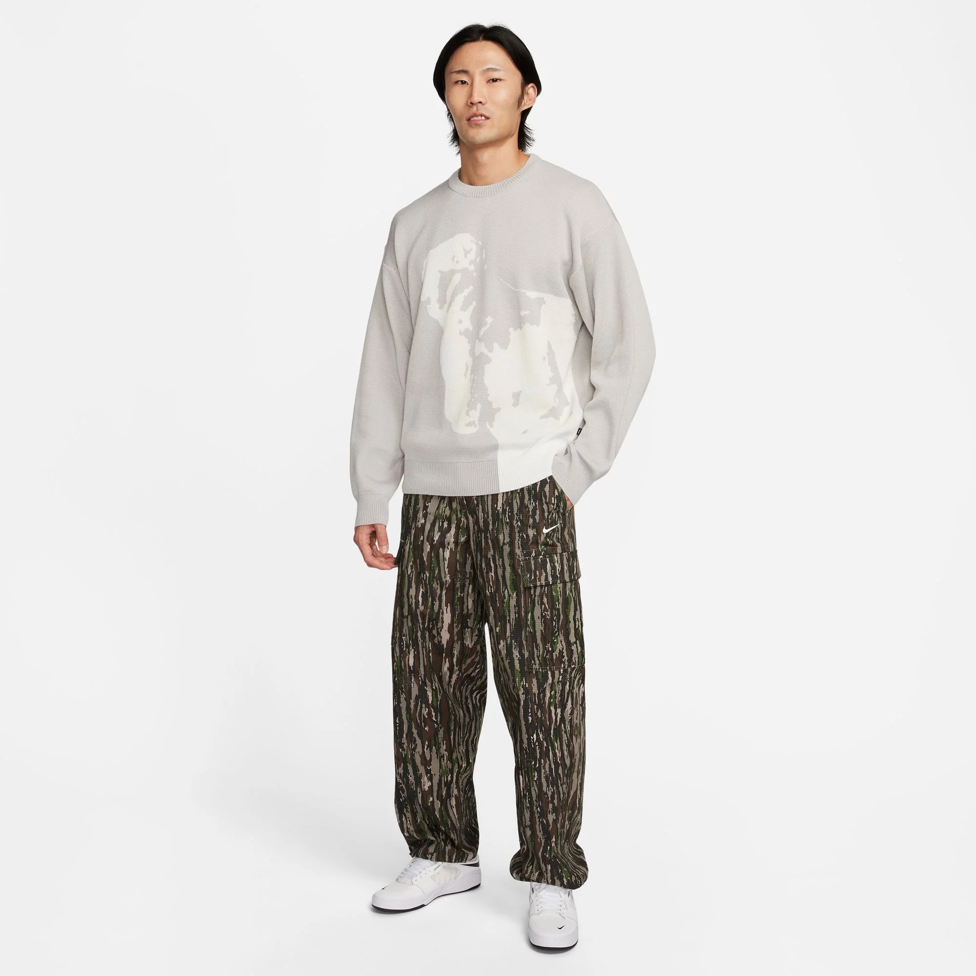 NIKE SB 'CITY OF LOVE' KNIT SWEATER GREY / LIGHT IRON - Image 2