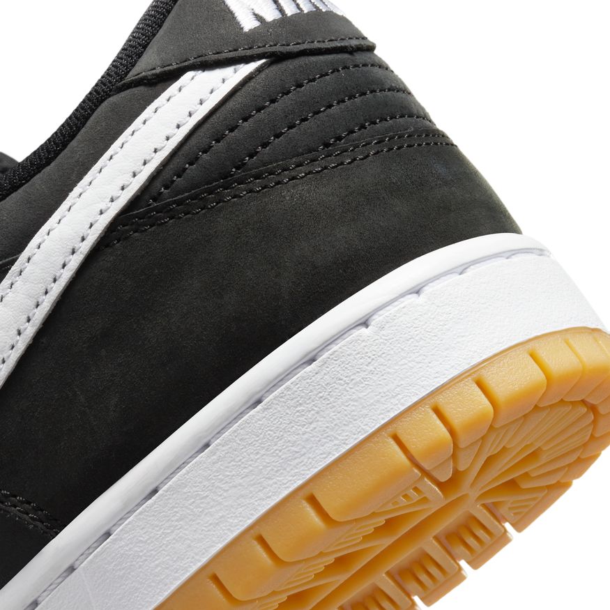 NIKE SB DUNK LOW BLACK / WHITE / GUM - Image 3