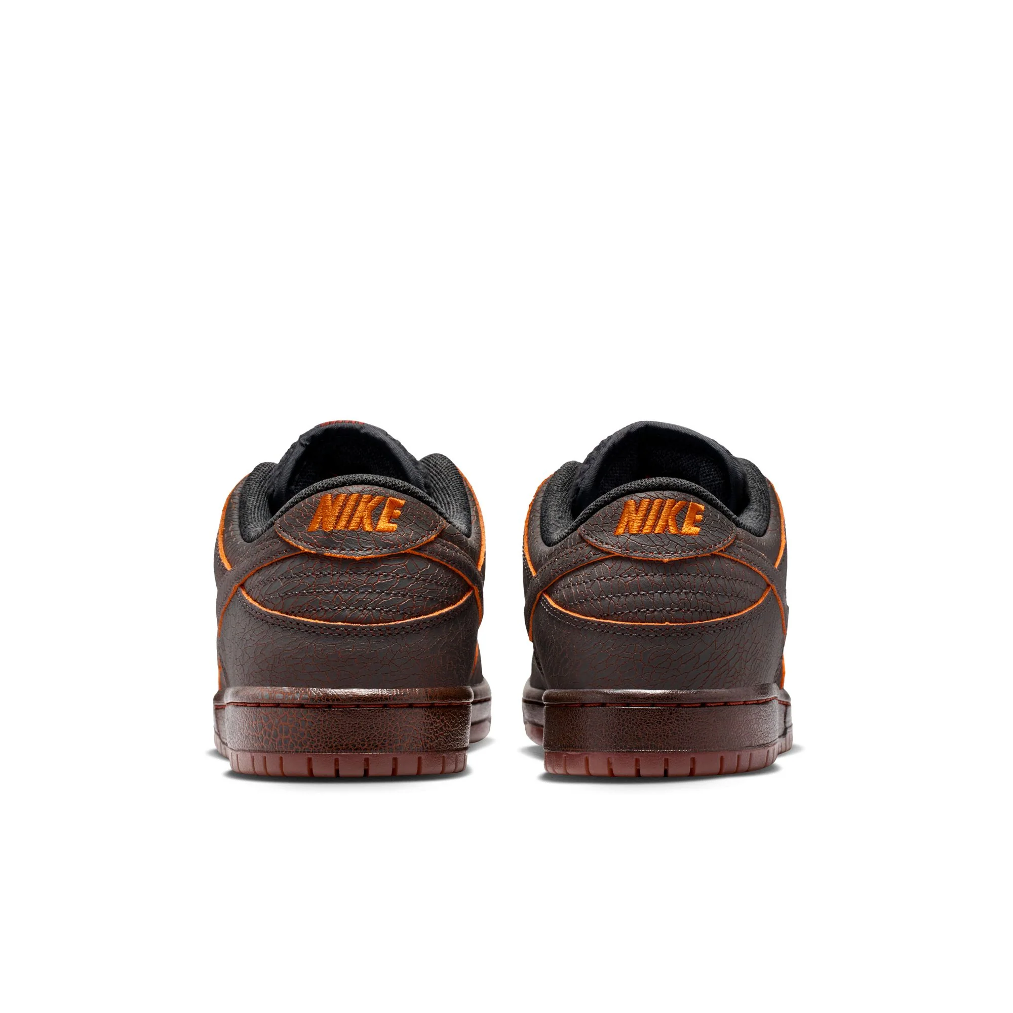 NIKE SB DUNK LOW PRO KRAMPUS - Image 6