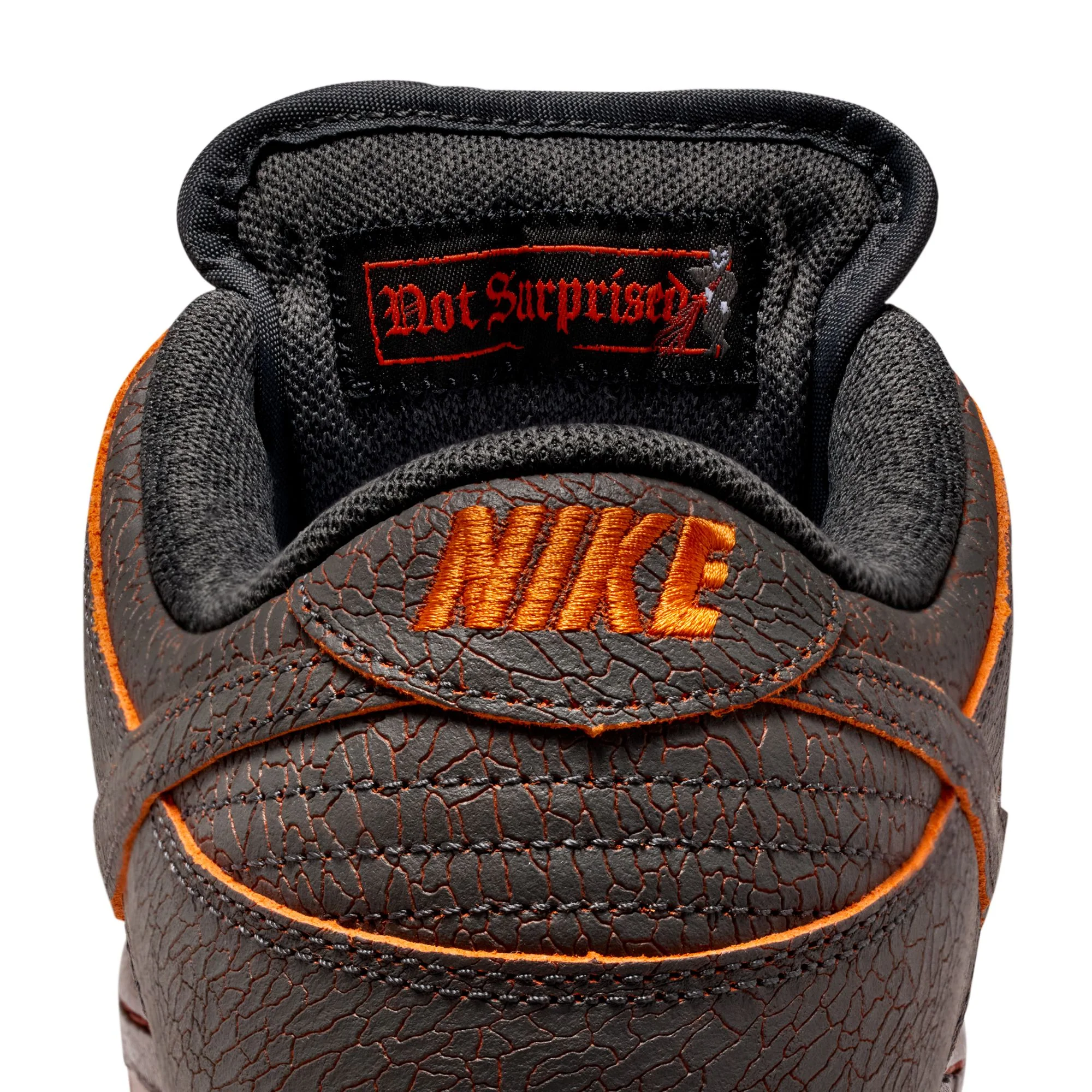NIKE SB DUNK LOW PRO KRAMPUS - Image 7