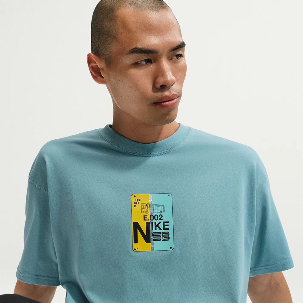 NIKE SB "FAST PASS" TEE DENIM TURQ - Image 2