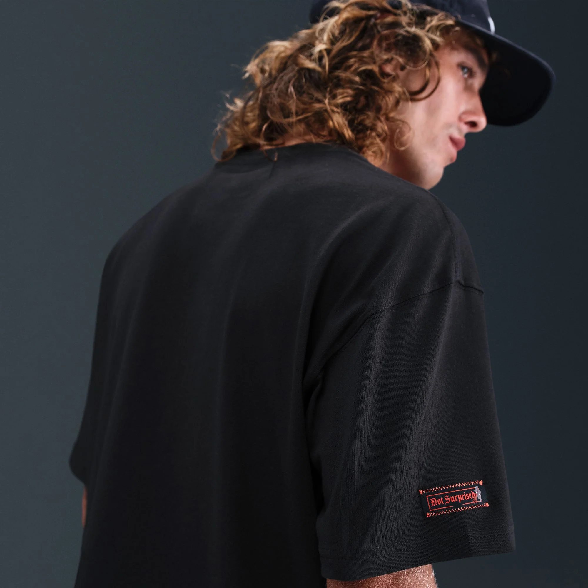 NIKE SB KRAMPUS SKATE TEE BLACK - Image 4
