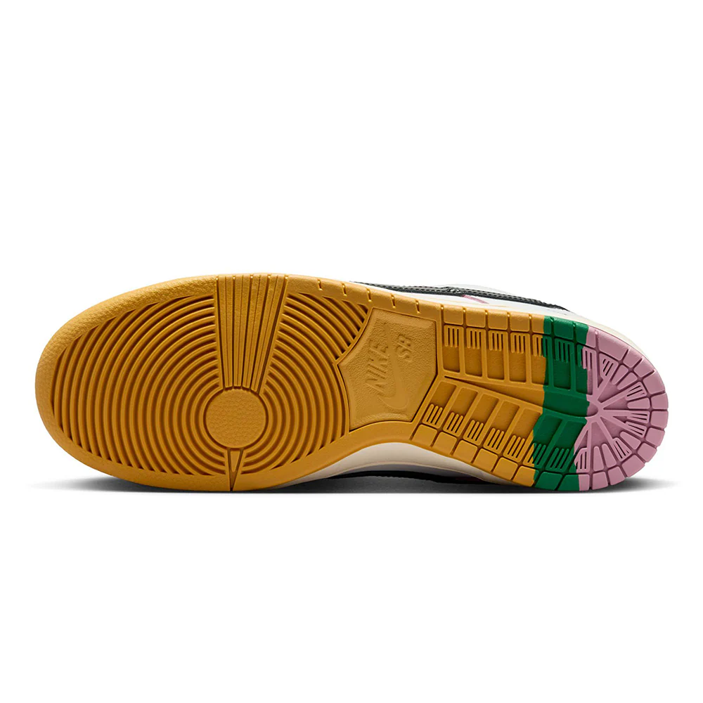 NIKE SB X CSEF DUNK LOW SUMMIT WHITE / BLACK-WHITE-IRON GREY - Image 5