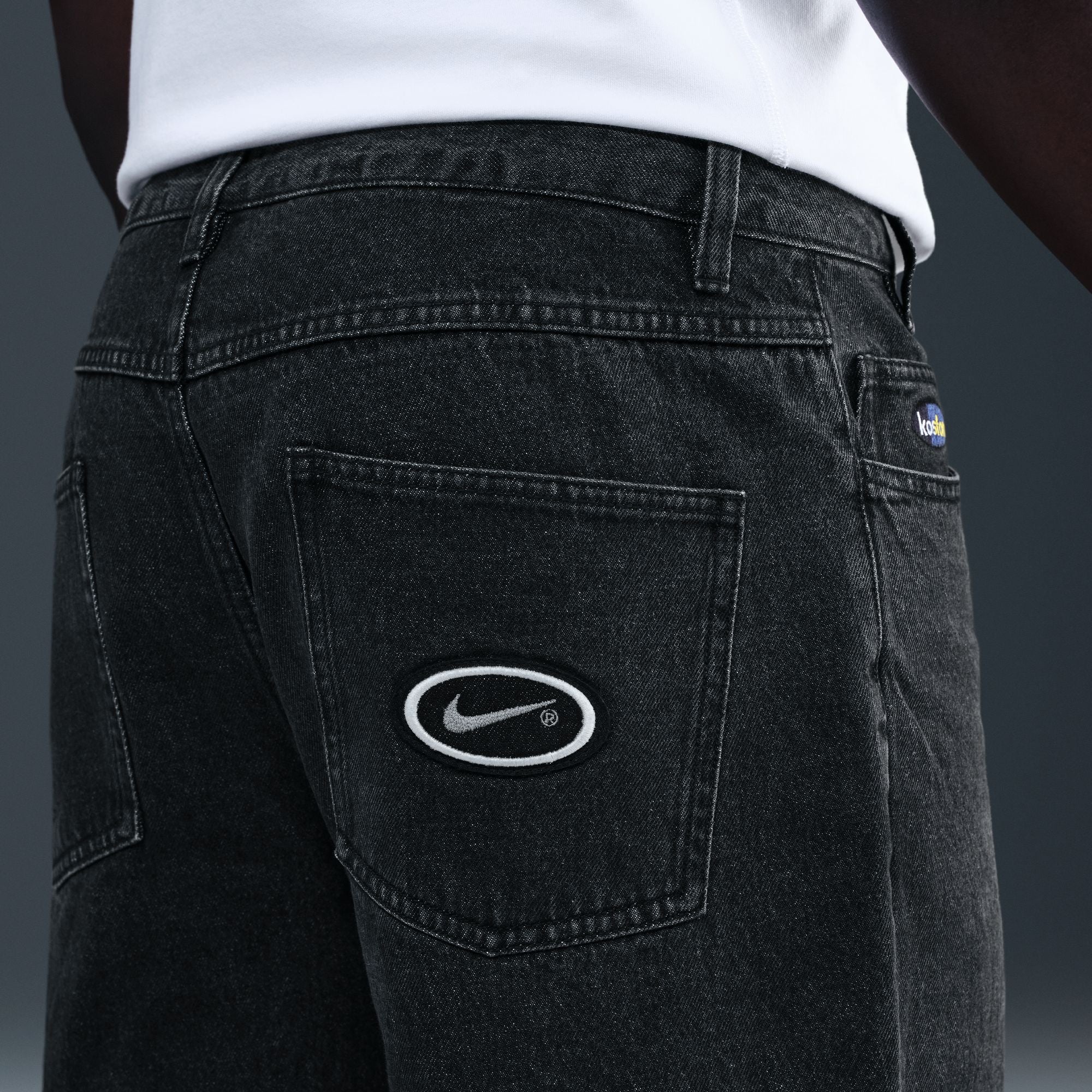 NIKE SB X KOSTON LOOSE DENIM SKATE PANTS BLACK - Image 2