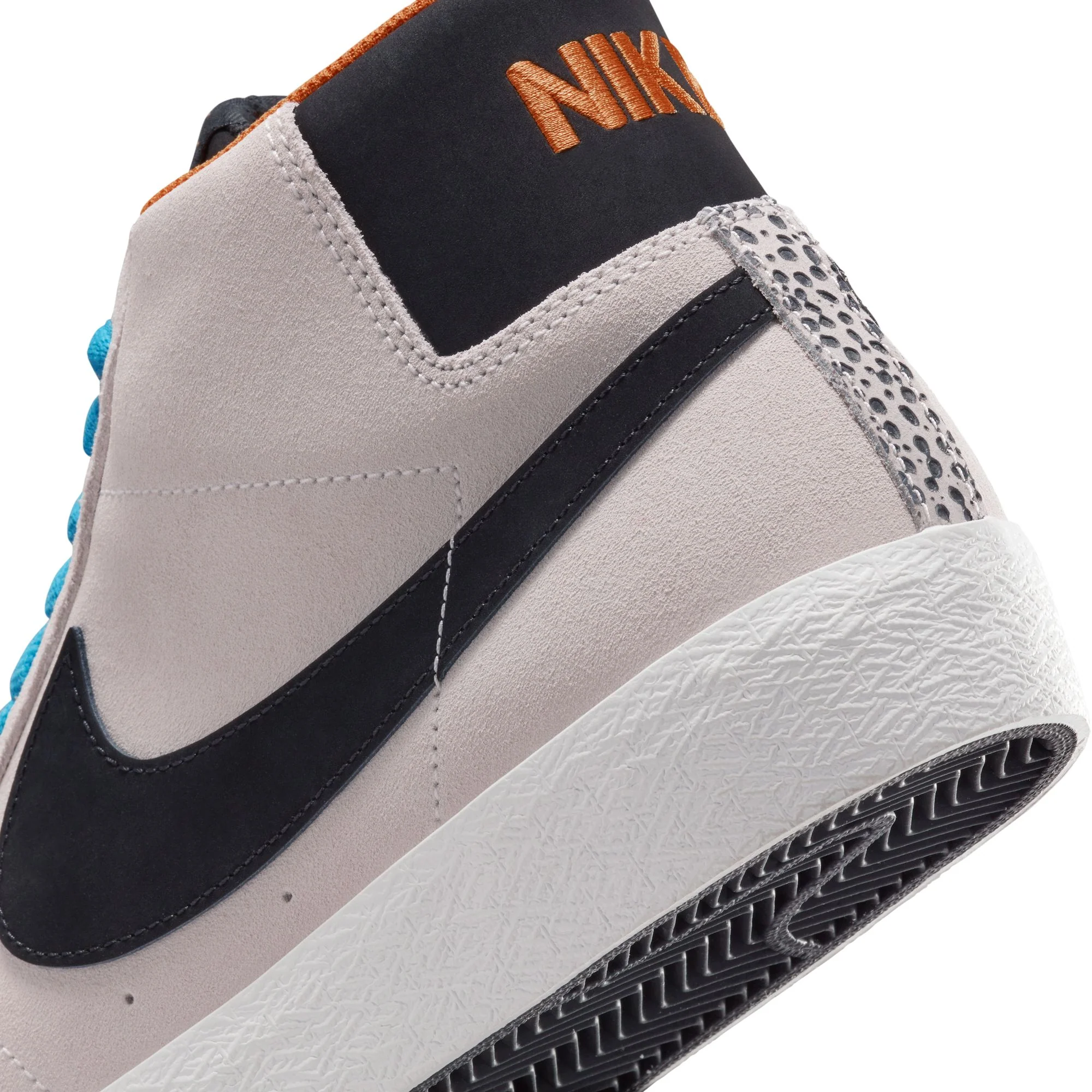 NIKE SB ZOOM BLAZER MID ELECTRIC PHANTOM/BLACK-MONARCH-SUMMIT WHITE - Image 6